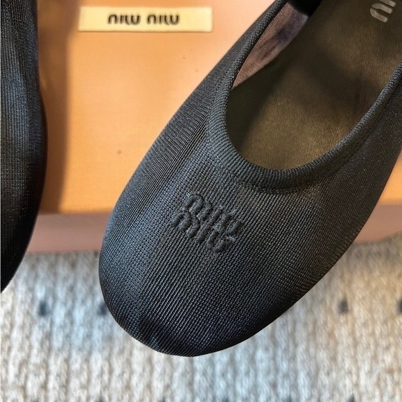 Miu Miu Black Leather Flats with Buckle Detail - Picture 5 of 6